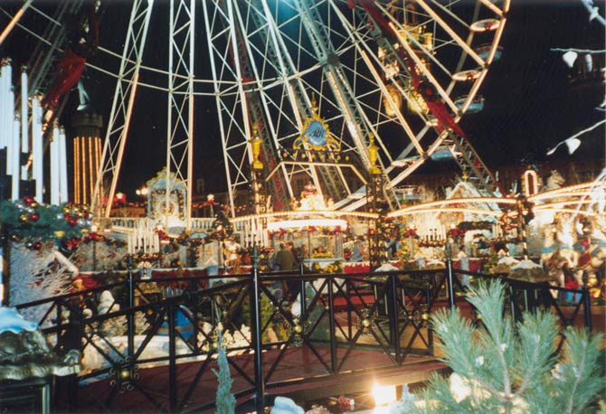Big wheel in the centre of Lille